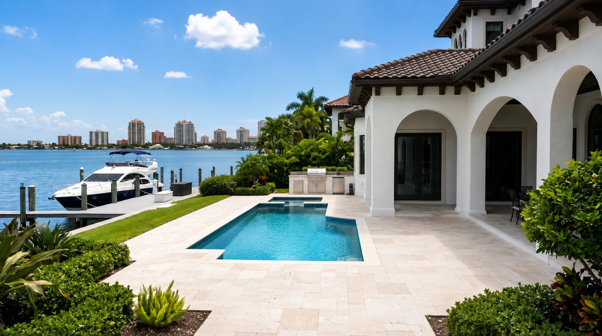 Luxury Home Buying and Selling St. Petersburg Florida, Liane Jamason and her team